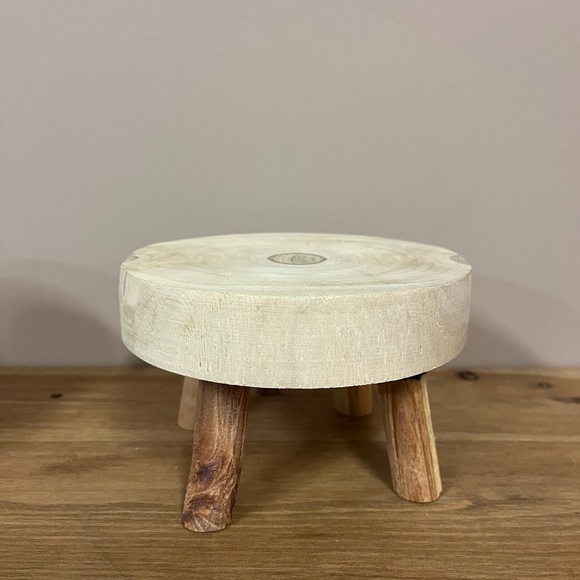 Indaba Other - Wooden Pedestal